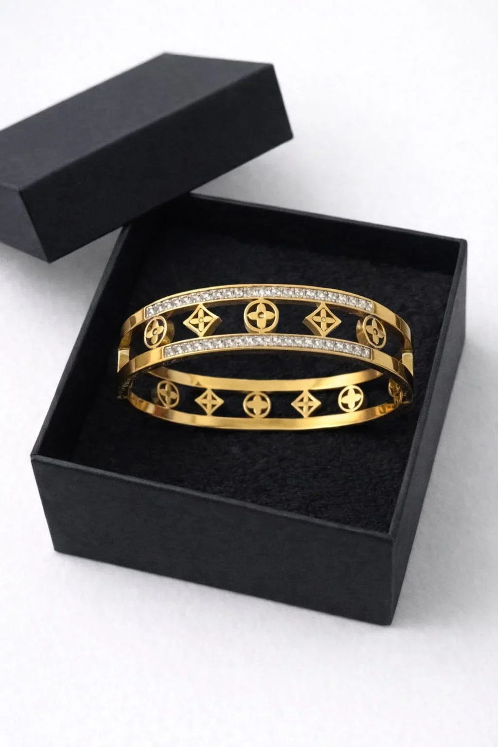 Gold Crystal Cutwork Bangle Bracelet