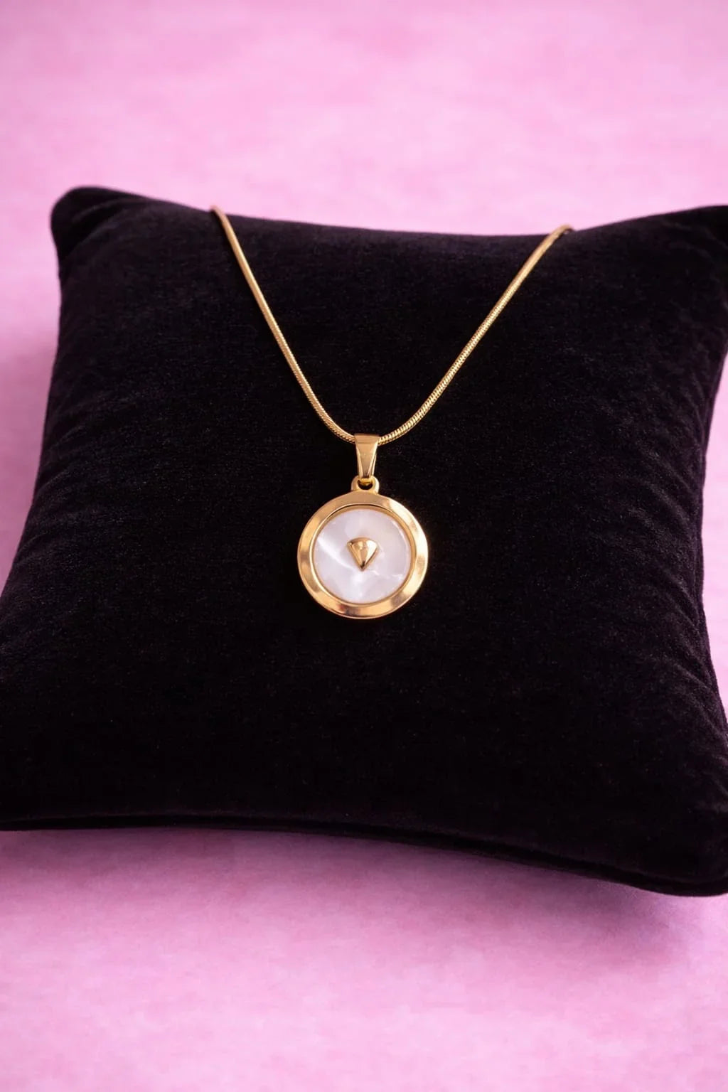 Luna Pearl Halo Necklace