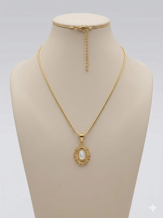 Vintage Sunburst Moonstone Necklace