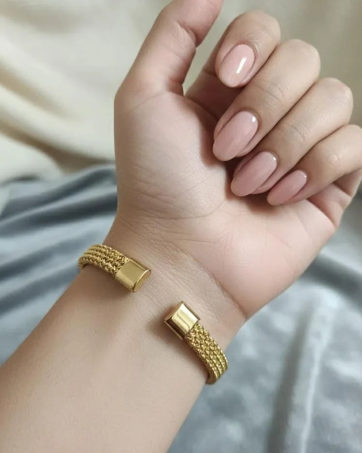 Classic Gold-Tone Unisex Bracelet