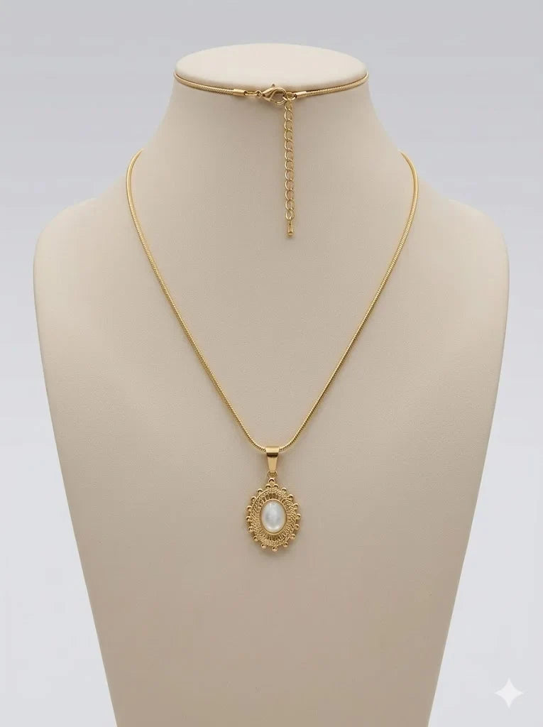 Vintage Sunburst Moonstone Necklace